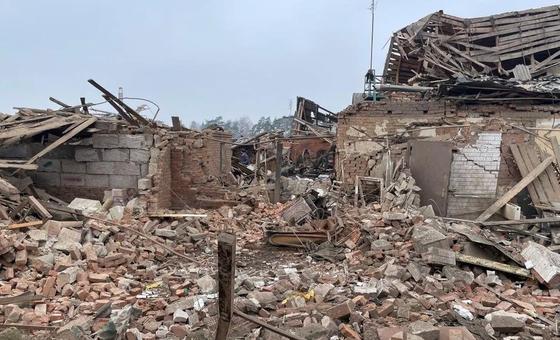 Разрушенные дома в Сумской области Украины.